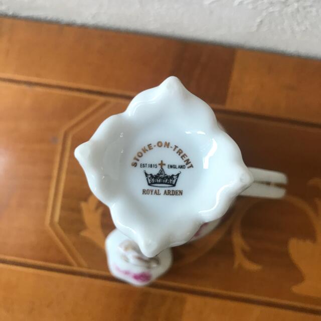 ROYAL ALBERT(ロイヤルアルバート)の陶器　食器　 インテリア/住まい/日用品のキッチン/食器(食器)の商品写真