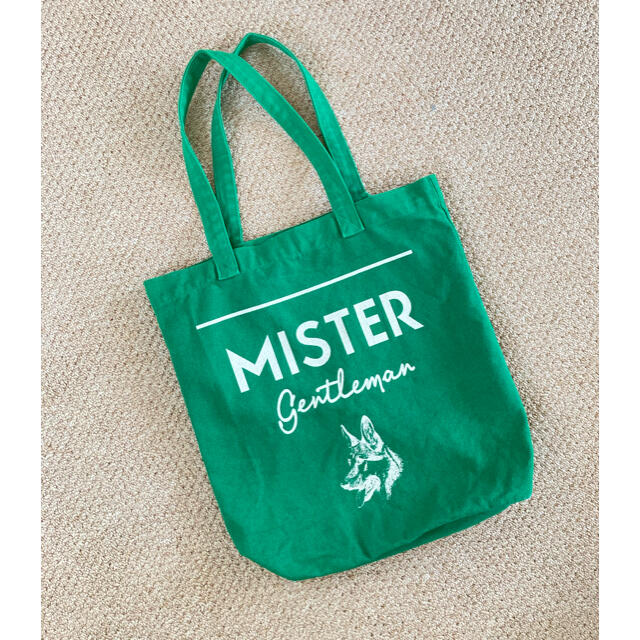 MAISON KITSUNE'(メゾンキツネ)の【 Mr.GENTLEMAN 】ミスタージェントルマン　トートバック メンズのバッグ(トートバッグ)の商品写真