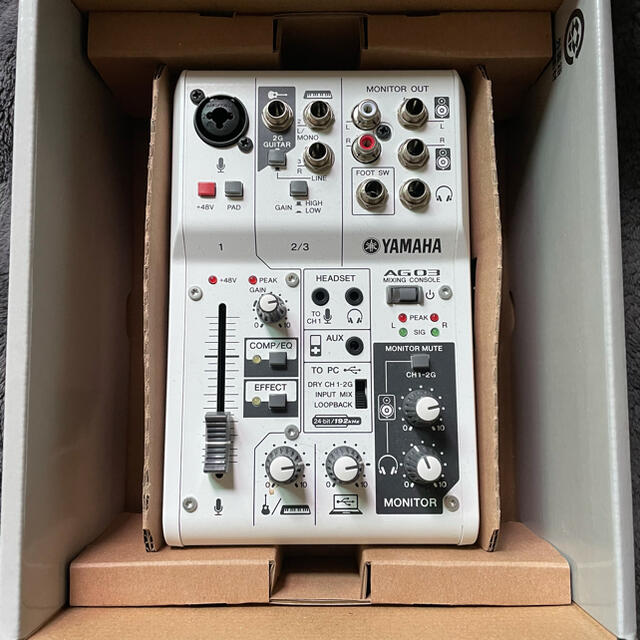 YMAHA AG03 / Audio Technica AT2020-theyoungsharks.com