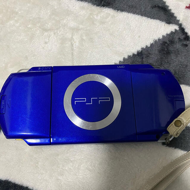 PlayStation Portable(プレイステーションポータブル)のPSP 1000 セット　動作確認済み&ジャンク エンタメ/ホビーのゲームソフト/ゲーム機本体(携帯用ゲーム機本体)の商品写真