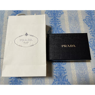 プラダ(PRADA)のPRADA サフィアーノメタル　ピンクの二つ折り財布　　（美品❗️）(財布)