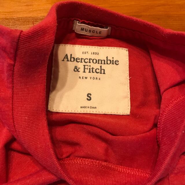 Abercrombie&Fitch(アバクロンビーアンドフィッチ)のアバクロ　メンズTシャツ　S メンズのトップス(Tシャツ/カットソー(半袖/袖なし))の商品写真