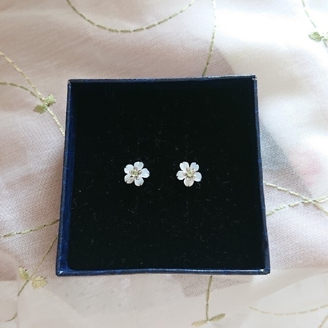 JEWELRY TSUTSUMI - K10フラワーピアス♡ツツミの通販 by 蝶鈴's JEWELRY TSUTSUMI - K10フラワーピアス♡ツツミの通販 by 蝶鈴's