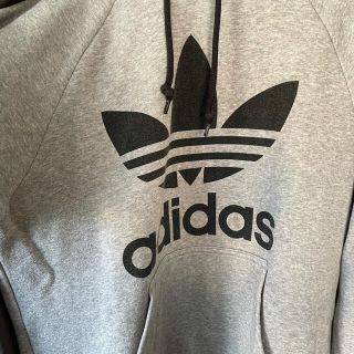 アディダス(adidas)のadidas originals パーカー　グレー　裏起毛(パーカー)