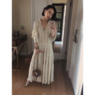 アメリヴィンテージ(Ameri VINTAGE)のAmeri Vintage  SHIRRING PLEATS DRESS (ロングワンピース/マキシワンピース)