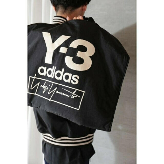 Y-3(ワイスリー)のY-3 suit case bag adidas ワイスリー メンズのバッグ(バッグパック/リュック)の商品写真