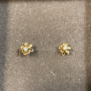 再再再..販 Orefice(オレフィーチェ) ボンボンピアス 0.04ct K18 YG