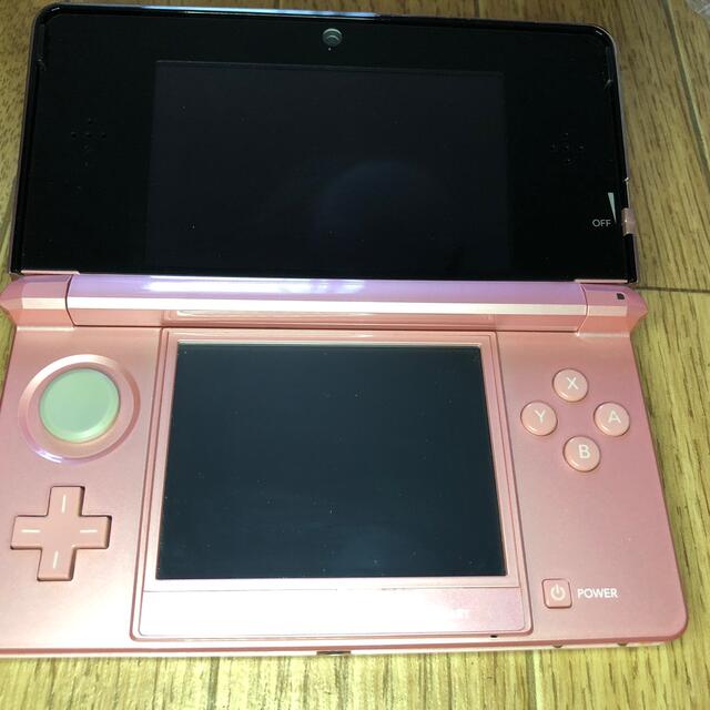 任天堂(ニンテンドウ)のNintendo 3DS 本体 ミスティピンク エンタメ/ホビーのゲームソフト/ゲーム機本体(携帯用ゲーム機本体)の商品写真