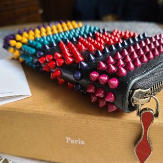 クリスチャンルブタン(Christian Louboutin)の人気！美品　jank様専用❗Christian Louboutin　長財布　(財布)