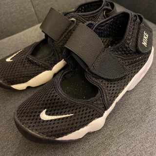 ナイキ(NIKE)のNIKE エアリフト　kids 21センチ(サンダル)