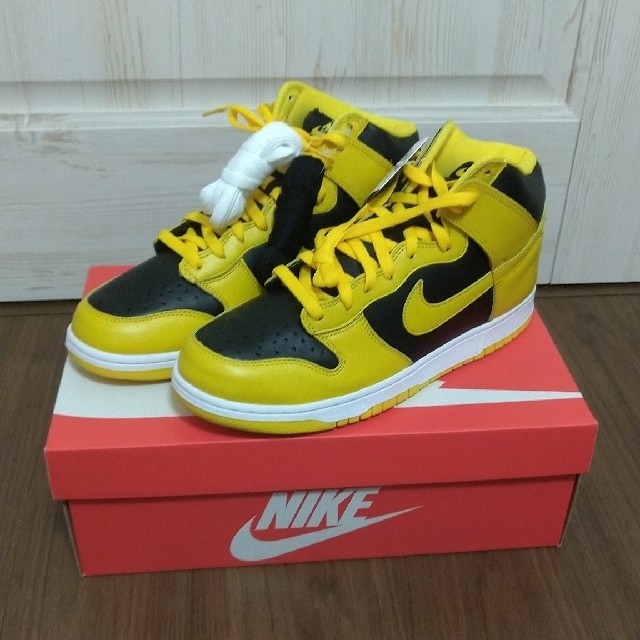 スニーカーNIKE DUNK HIGH SP BLACK VARSITY MAIZE