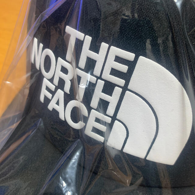 THE NORTH FACE(ザノースフェイス)のブラック☆ノースフェイス THE NORTH FACE ロゴメッシュキャップ メンズの帽子(キャップ)の商品写真