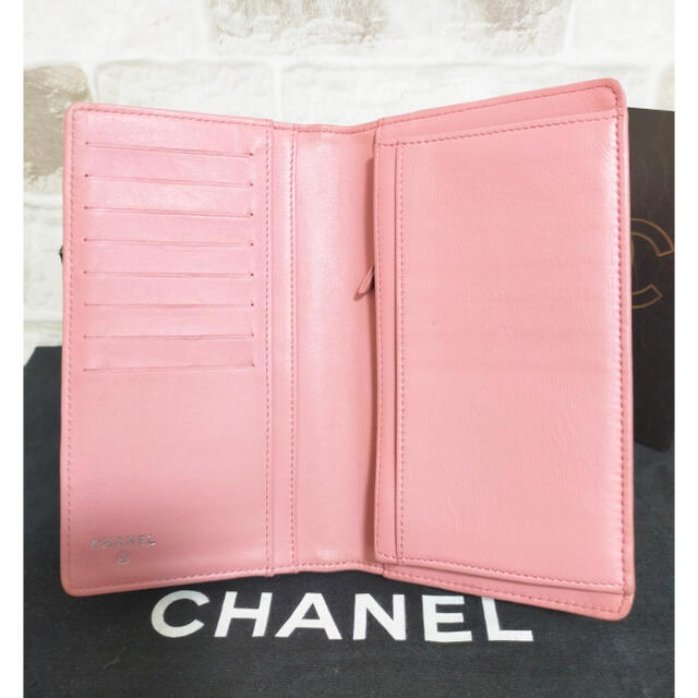 CHANEL(シャネル)の(マロン様専用)大人気！CHANEL シャネル 長財布　カメリア柄　ピンク レディースのファッション小物(財布)の商品写真