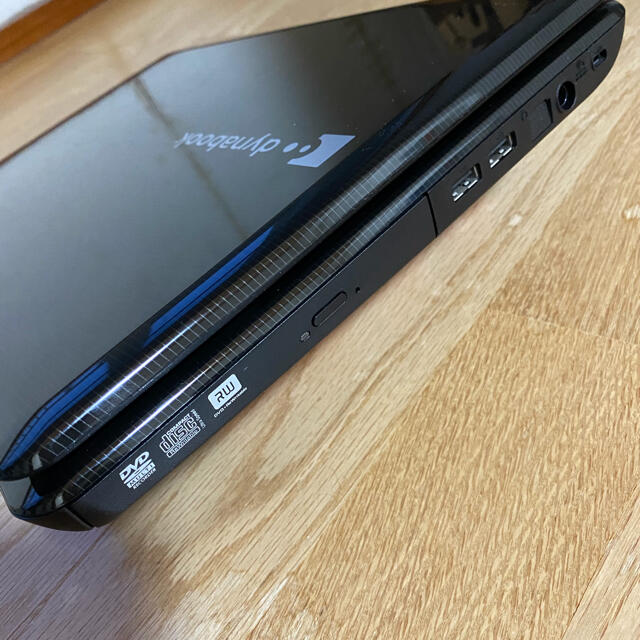 東芝ノートパソコンdynabook EX55KBL