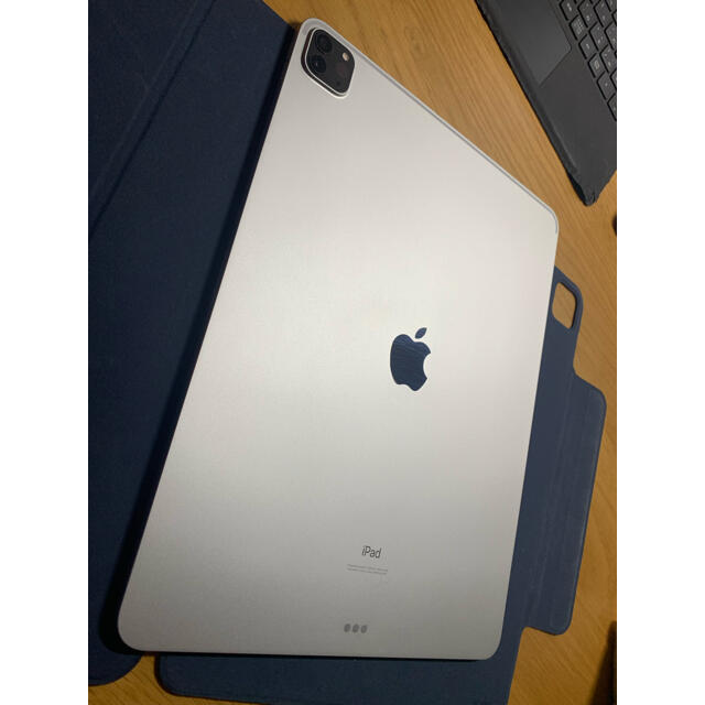 iPad(アイパッド)のApple iPad pro 12.9 第4世代　WiFi 128GB  スマホ/家電/カメラのPC/タブレット(タブレット)の商品写真