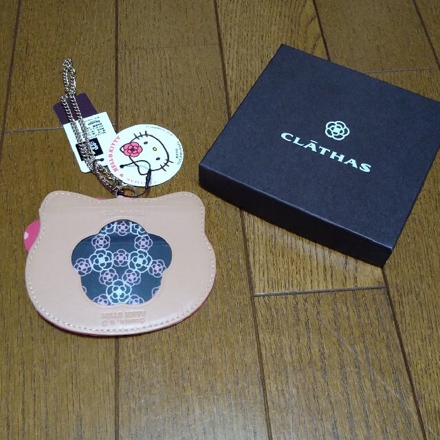 CLATHAS(クレイサス)のCLATHAS☆キティ☆パスケース☆ レディースのファッション小物(パスケース/IDカードホルダー)の商品写真