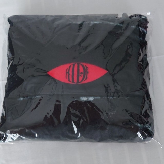 hide OFFICIAL GOODS 折りたたみフリースブランケット