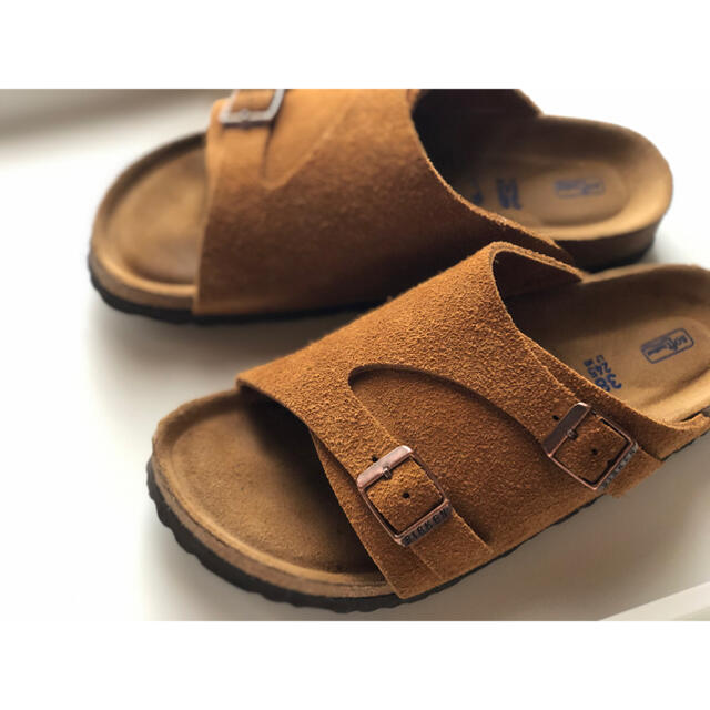 BIRKENSTOCK(ビルケンシュトック)のビルケンシュトック チューリッヒ ミンク 38 BIRKENSTOCK レディースの靴/シューズ(サンダル)の商品写真