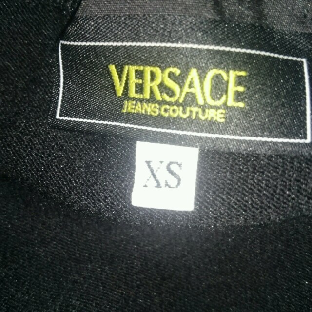 VERSACE(ヴェルサーチ)のヴェルサーチの素敵なトップスです。XS レディースのトップス(タンクトップ)の商品写真