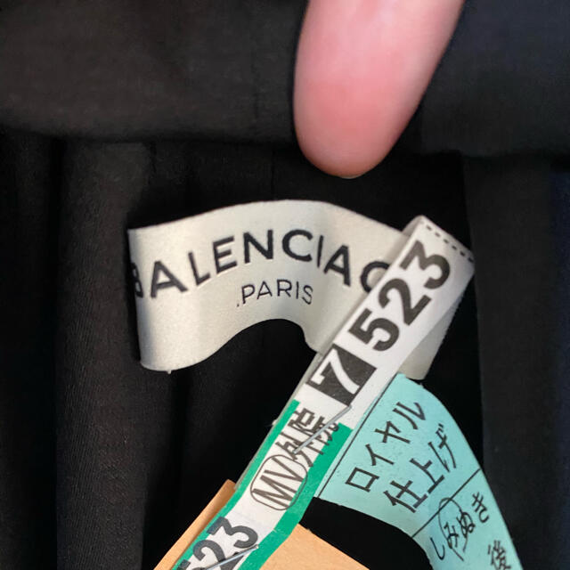 Balenciaga トップスの通販 by あっきぃ｜バレンシアガならラクマ - BALENCIAGA 新作爆買い