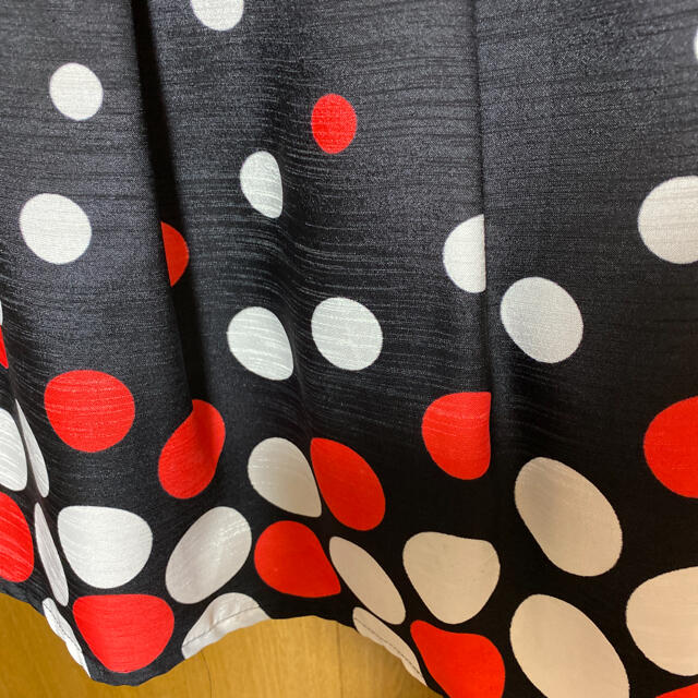 ドット柄 フレアスカート レディースのスカート(ひざ丈スカート)の商品写真