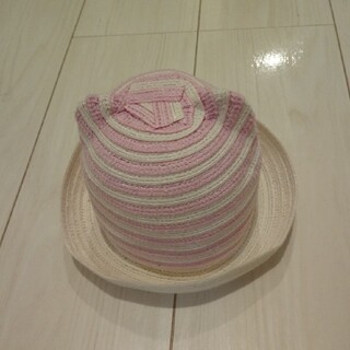 ニシマツヤ(西松屋)の耳付き麦わら帽子 ピンク縞模様(帽子)