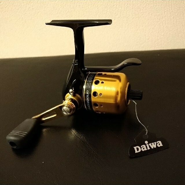 DAIWA(ダイワ)のダイワアンダースピン　40xd スポーツ/アウトドアのフィッシング(リール)の商品写真