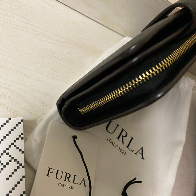 FURLA 財布