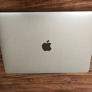 アップル(Apple)のMacBook Air 2018 グレイ i5 メモリ8GB SSD128GB(ノートPC)