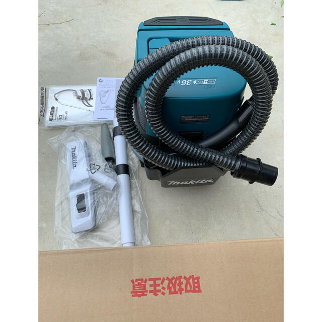 Makita(マキタ)のマキタ VC 862DZ コードレス集塵機　本体のみ スマホ/家電/カメラの生活家電(掃除機)の商品写真