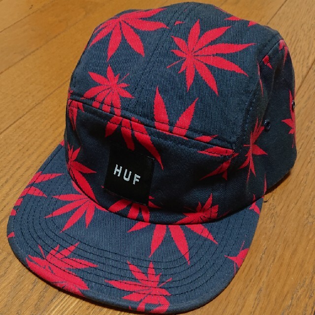 HUF(ハフ)のHUF ハフ キャップ  ガンジャ柄 ベースボールキャップ メンズの帽子(キャップ)の商品写真