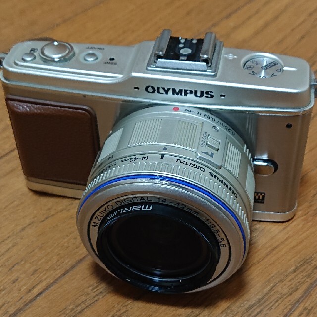 OLYMPUS(オリンパス)のオリンパス ペン olympus pen e-p2 スマホ/家電/カメラのカメラ(ミラーレス一眼)の商品写真