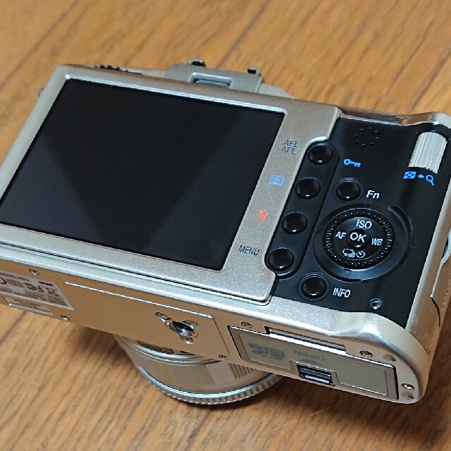 OLYMPUS(オリンパス)のオリンパス ペン olympus pen e-p2 スマホ/家電/カメラのカメラ(ミラーレス一眼)の商品写真