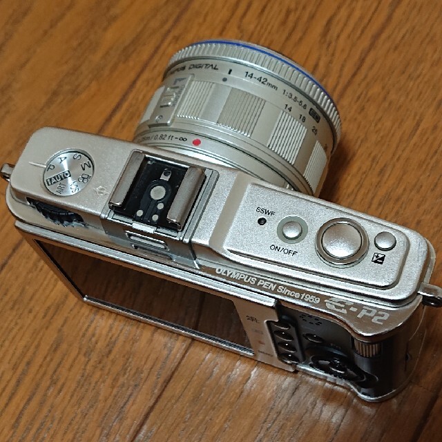 OLYMPUS(オリンパス)のオリンパス ペン olympus pen e-p2 スマホ/家電/カメラのカメラ(ミラーレス一眼)の商品写真