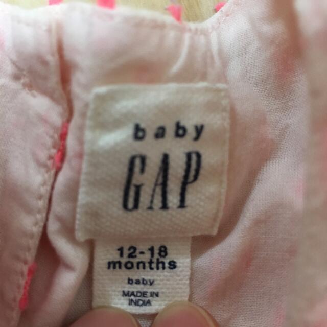 babyGAP(ベビーギャップ)のネオンカラー　80 キッズ/ベビー/マタニティのベビー服(~85cm)(カバーオール)の商品写真