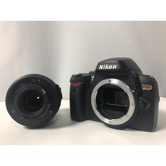 Nikon(ニコン)の美品 Nikon D40x デジタル一眼レフカメラ すぐに撮影出来ます。 スマホ/家電/カメラのカメラ(デジタル一眼)の商品写真