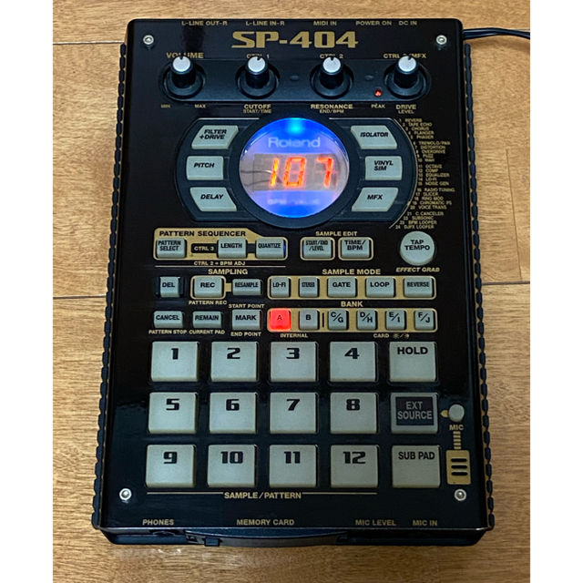 Roland(ローランド)のローランド　コンパクトサンプラー　SP-404 限定ブラック 楽器のDTM/DAW(その他)の商品写真