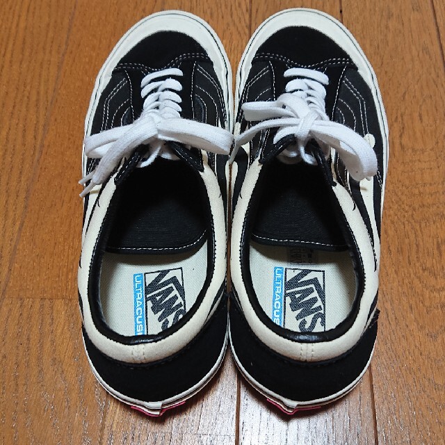 VANS(ヴァンズ)のバンズ  vans style36 フレイム柄 オールドスクール jazz   メンズの靴/シューズ(スニーカー)の商品写真