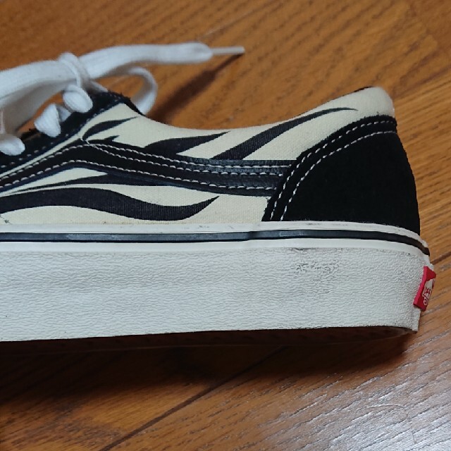 VANS(ヴァンズ)のバンズ  vans style36 フレイム柄 オールドスクール jazz   メンズの靴/シューズ(スニーカー)の商品写真