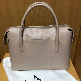 フルラ(Furla)のフルラ　バック　ベージュ(ショルダーバッグ)