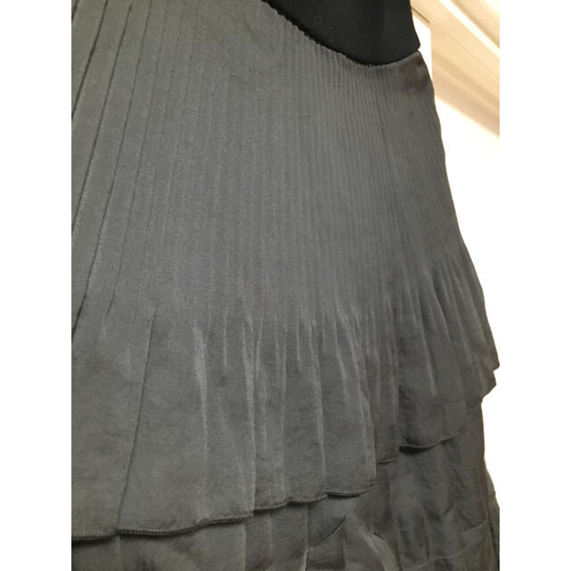 BARNEYS NEW YORK(バーニーズニューヨーク)のティアードスカート レディースのスカート(ひざ丈スカート)の商品写真