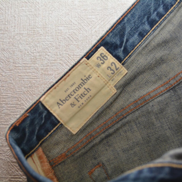 Abercrombie&Fitch(アバクロンビーアンドフィッチ)のアバクロ　デニムパンツ メンズのパンツ(デニム/ジーンズ)の商品写真