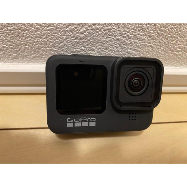 GoPro(ゴープロ)のGoPro HERO9 ＋ スマートリモート ＋ カメラフレーム　(オマケあり) スマホ/家電/カメラのカメラ(ビデオカメラ)の商品写真