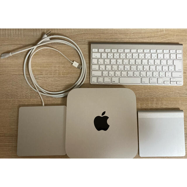 Apple(アップル)のmac mini 2014 core i5 8GBメモリ 1TB HDD スマホ/家電/カメラのPC/タブレット(デスクトップ型PC)の商品写真