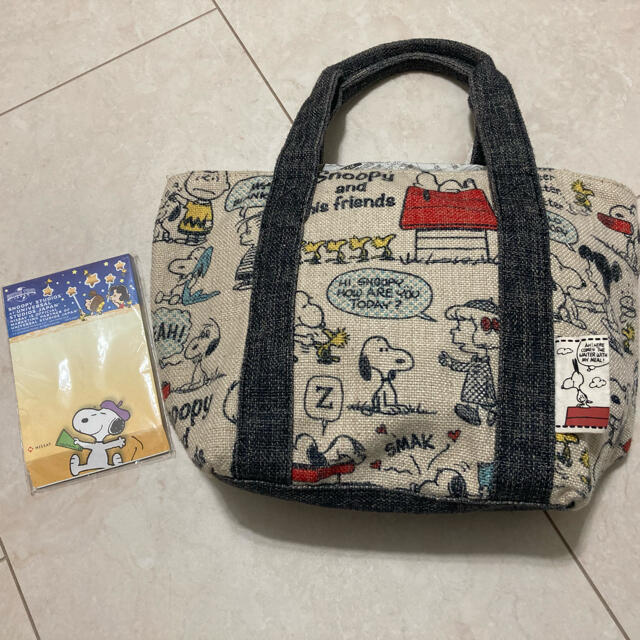 SNOOPY(スヌーピー)のスヌーピー　ランチトートバッグ レディースのバッグ(トートバッグ)の商品写真