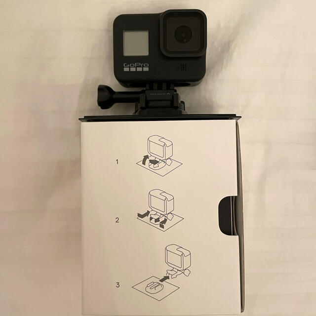 GoPro BLACK、三脚、予備バッテリー付の通販 by MHshop｜ラクマ HERO8 通販超特価