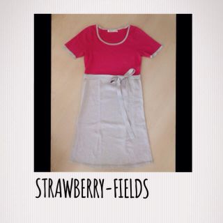 ストロベリーフィールズ(STRAWBERRY-FIELDS)の美品✨STRAWBERRY-FIELDS ワンピース(ひざ丈ワンピース)