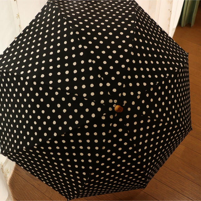 TOMORROWLAND(トゥモローランド)の【未使用】日傘　ドット　水玉　ブラック　SOULEIADO トゥモローランド レディースのファッション小物(傘)の商品写真