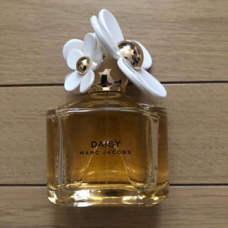 マークジェイコブス(MARC JACOBS)のMARC JACOBS 香水　デイジー　鈴蘭の香り(香水(女性用))