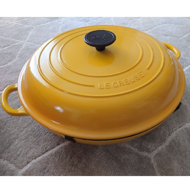 LE CREUSET(ルクルーゼ)のルクルーゼ★30センチ★使用1回のみ インテリア/住まい/日用品のキッチン/食器(鍋/フライパン)の商品写真